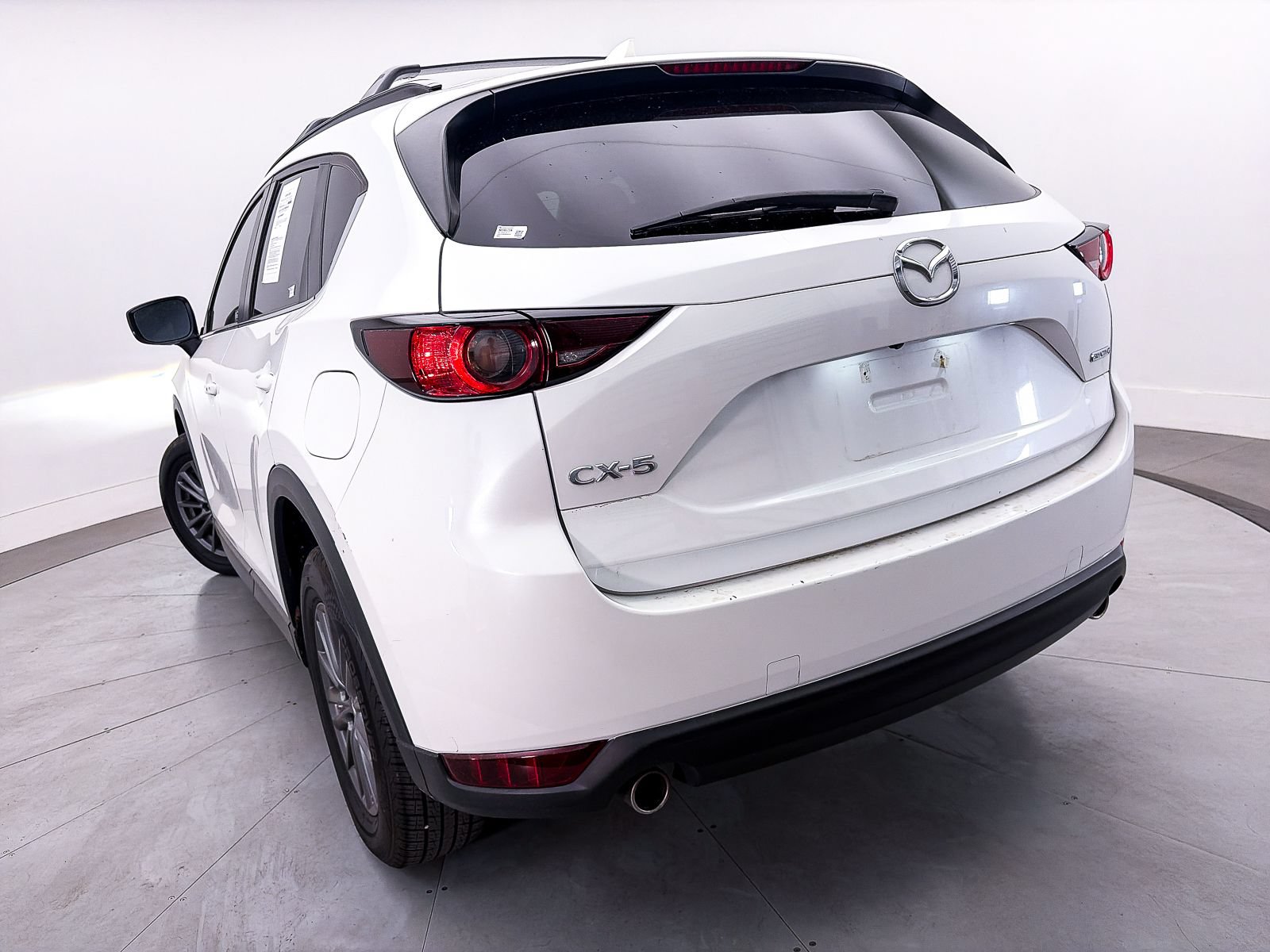 Used 2021 MAZDA CX-5 Touring FWD image 4