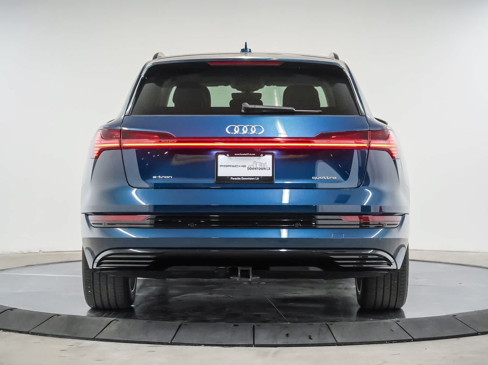 Used 2021 Audi e-tron Prestige w/ Prestige Package AWD/4WD image 10