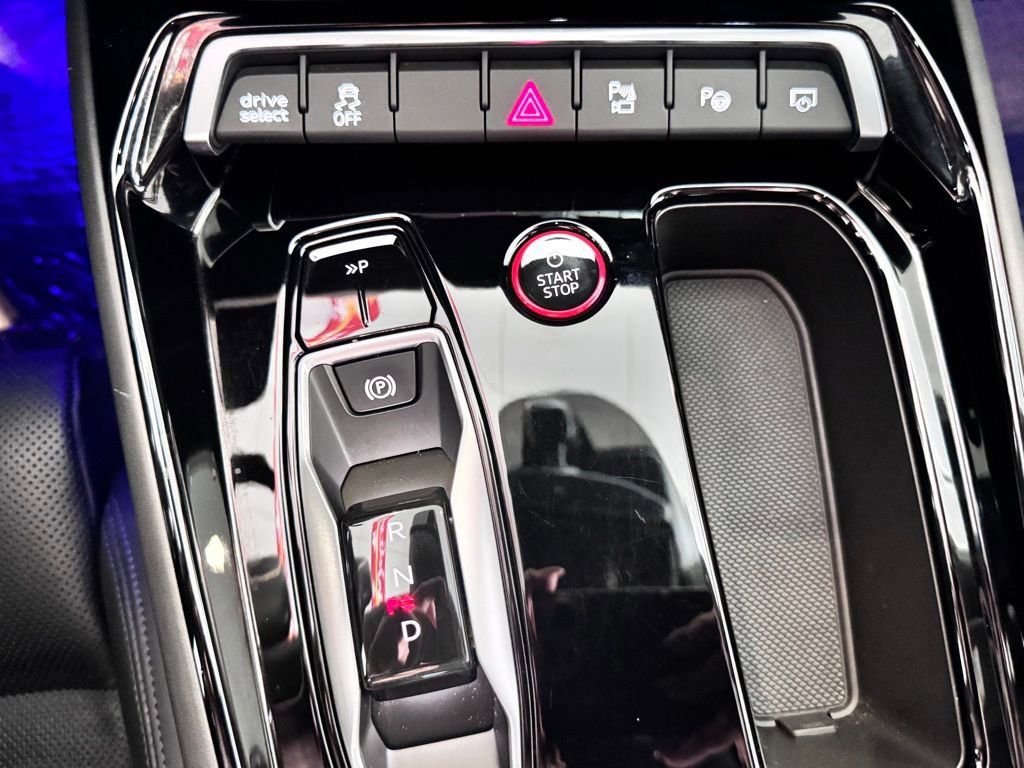 Used 2023 Audi RS e-tron GT w/ Carbon Performance Package image 50