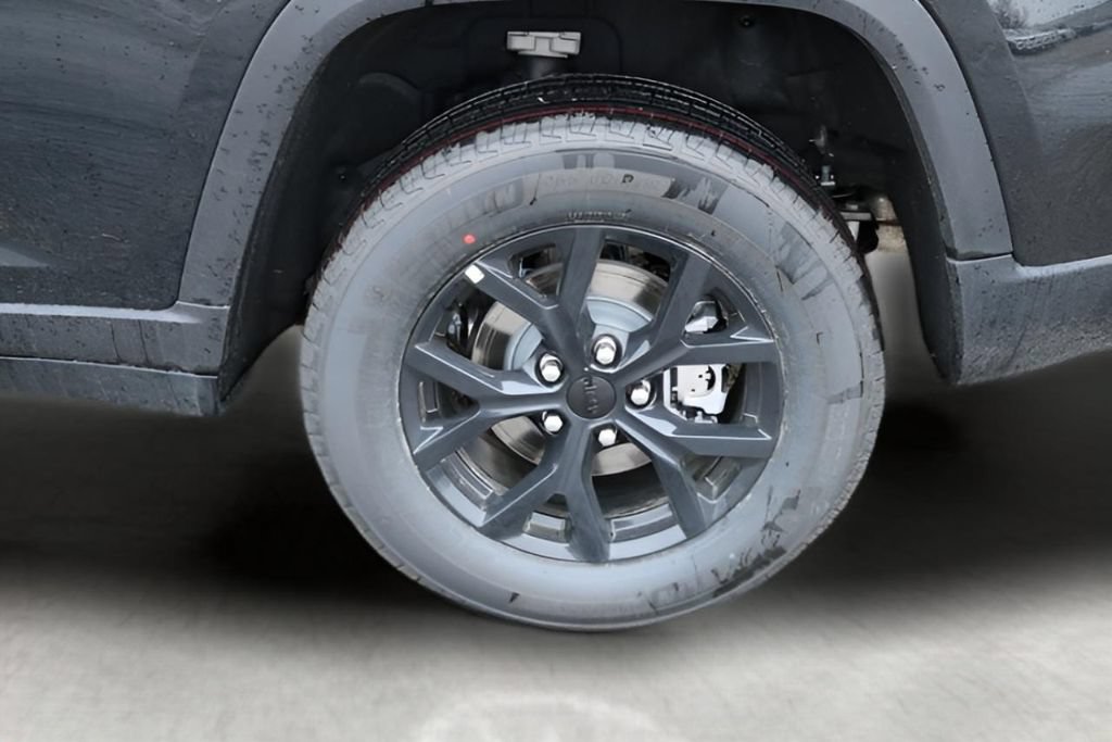 New 2026 Jeep Grand Cherokee Altitude AWD/4WD image 45