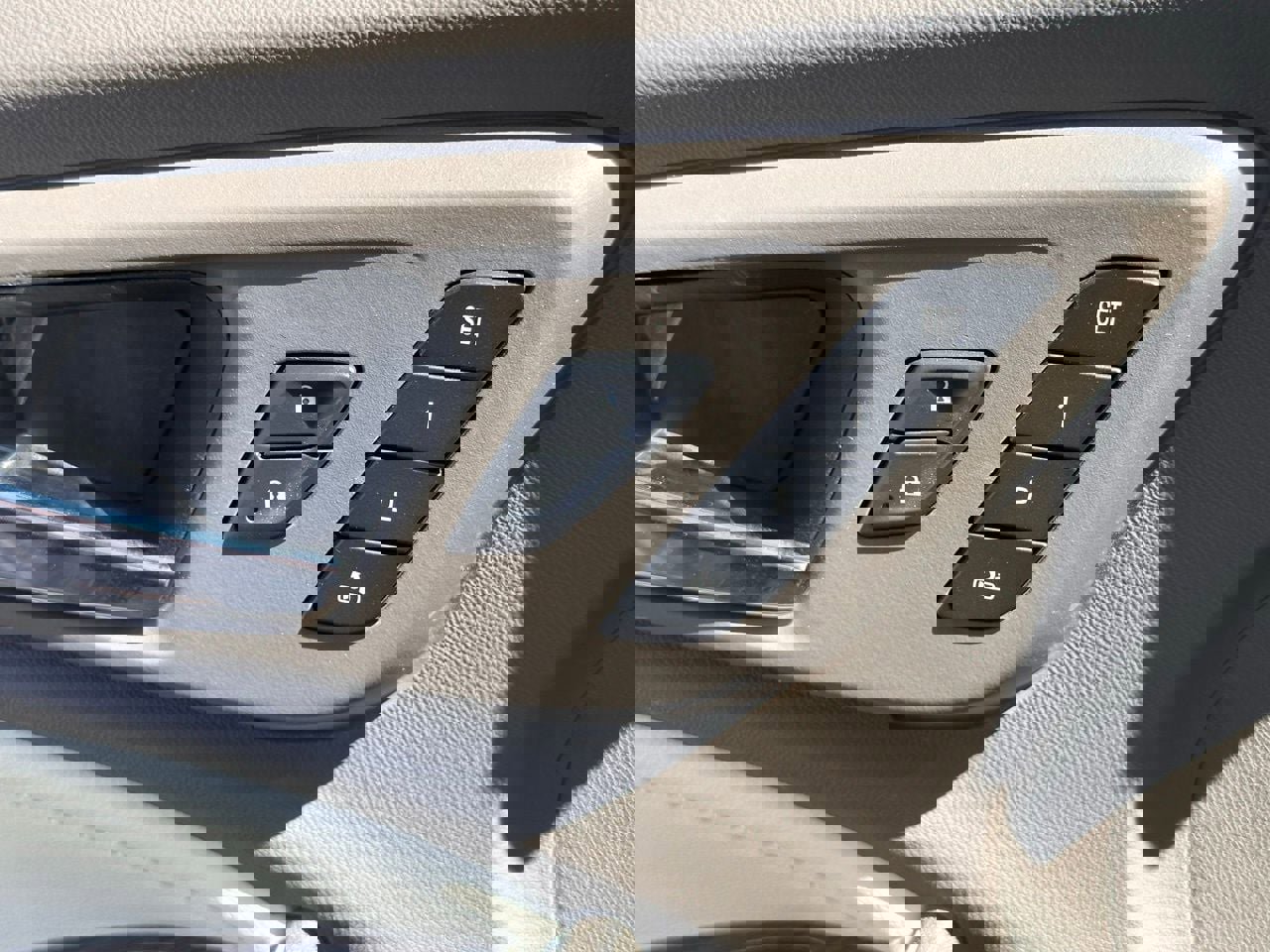 Used 2024 Chevrolet Malibu LT image 23