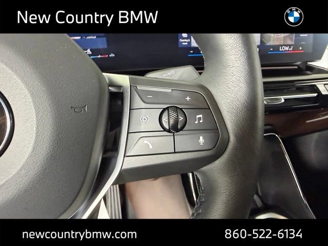 Used 2025 BMW X2 xDrive28i AWD/4WD image 16