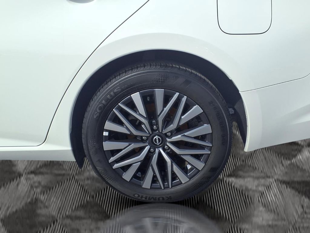 Certified 2025 Nissan Altima 2.5 SV image 19