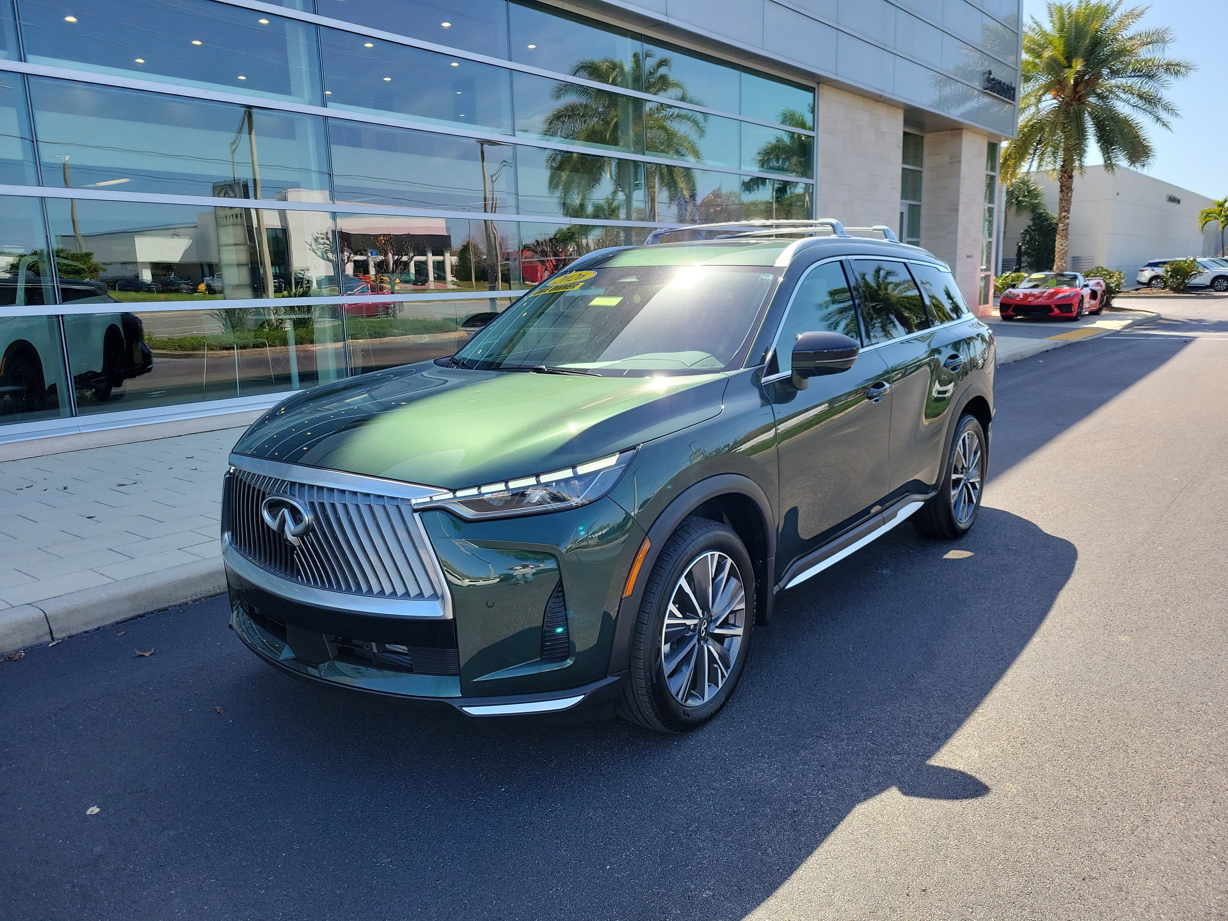 Certified 2026 INFINITI QX60 Luxe w/ Cargo Package image 8
