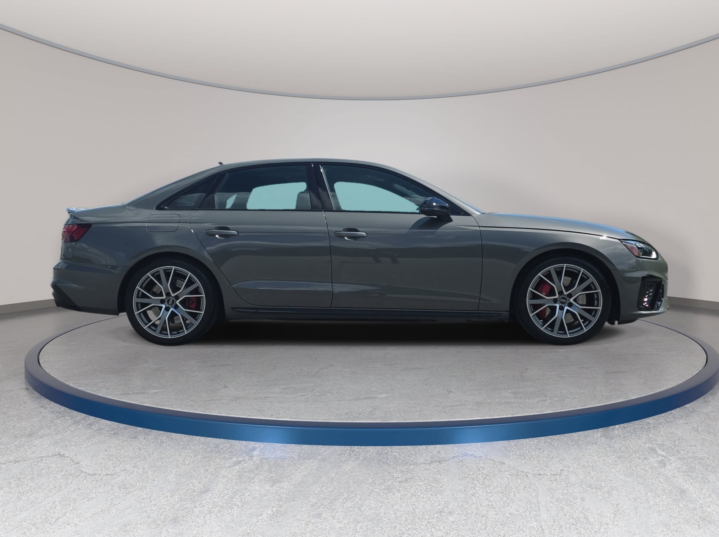 Used 2024 Audi S4 Premium Plus w/ Premium Plus Package AWD/4WD image 4