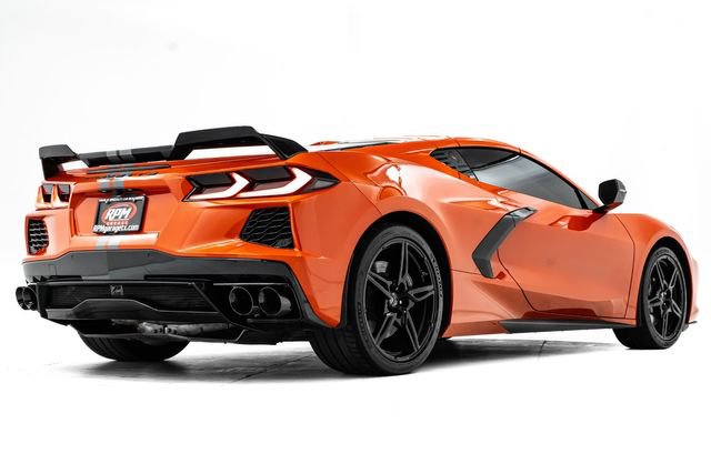 Used 2020 Chevrolet Corvette Stingray Premium Cpe w/ 3LT Preferred Equipment Group image 4