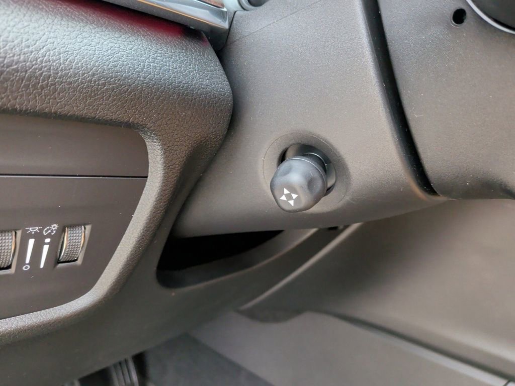 New 2025 Jeep Grand Cherokee Summit image 17