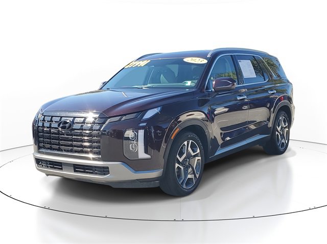 Used 2023 Hyundai Palisade SEL image 2
