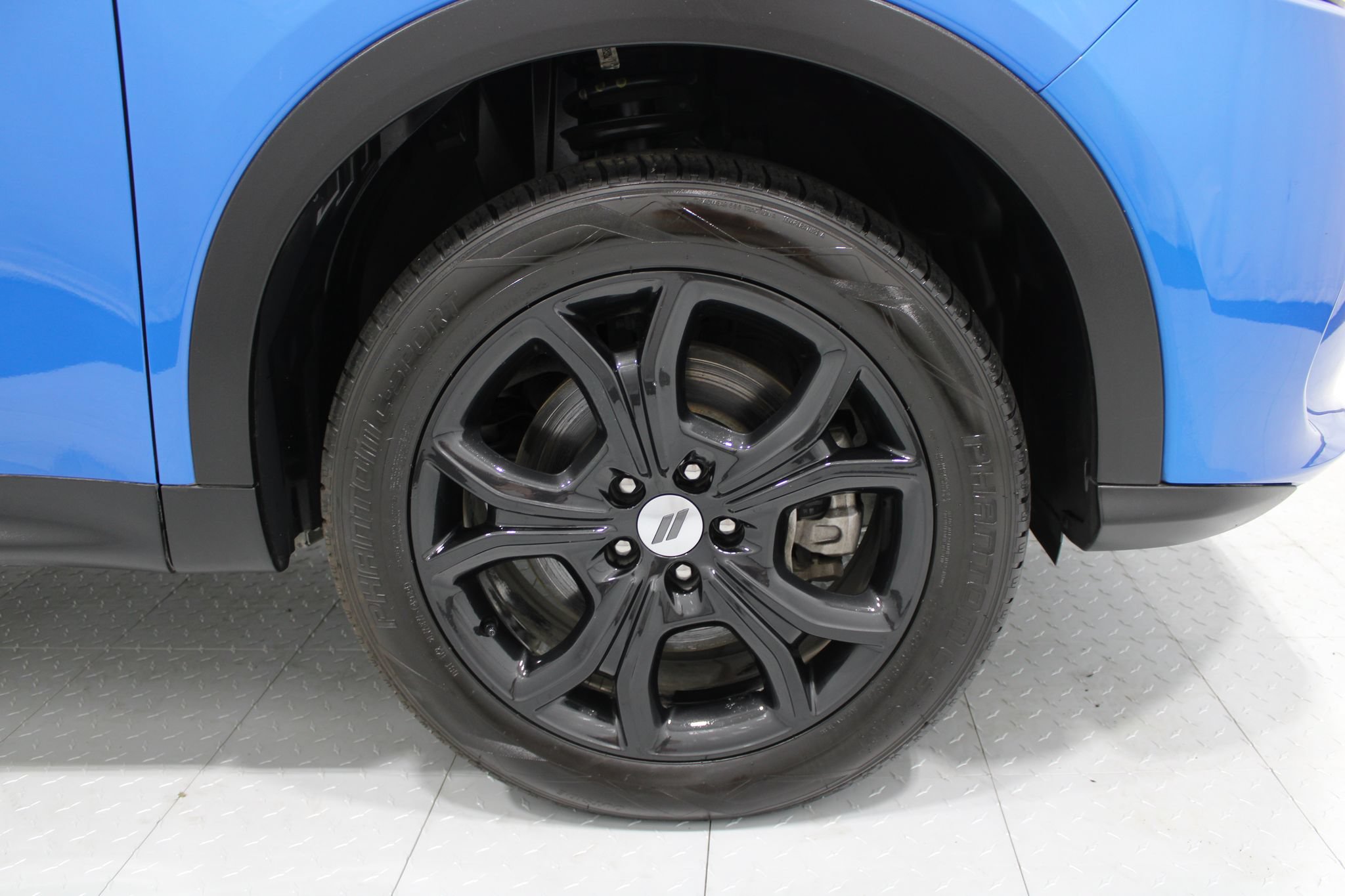 Used 2023 Dodge Hornet GT w/ GT Blacktop Package AWD/4WD image 5