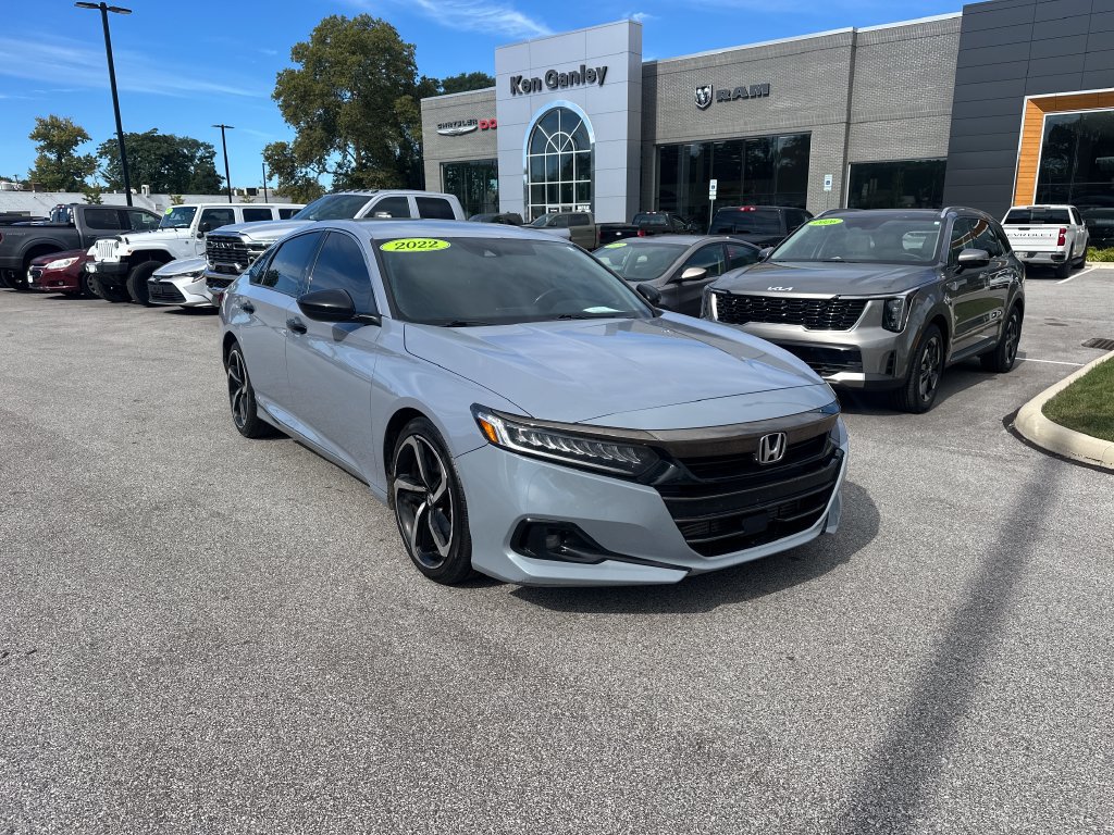 Used 2022 Honda Accord Sport image 4