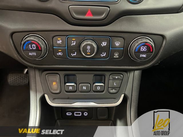 Used 2019 GMC Terrain Denali w/ Advanced Safety Package AWD/4WD image 24
