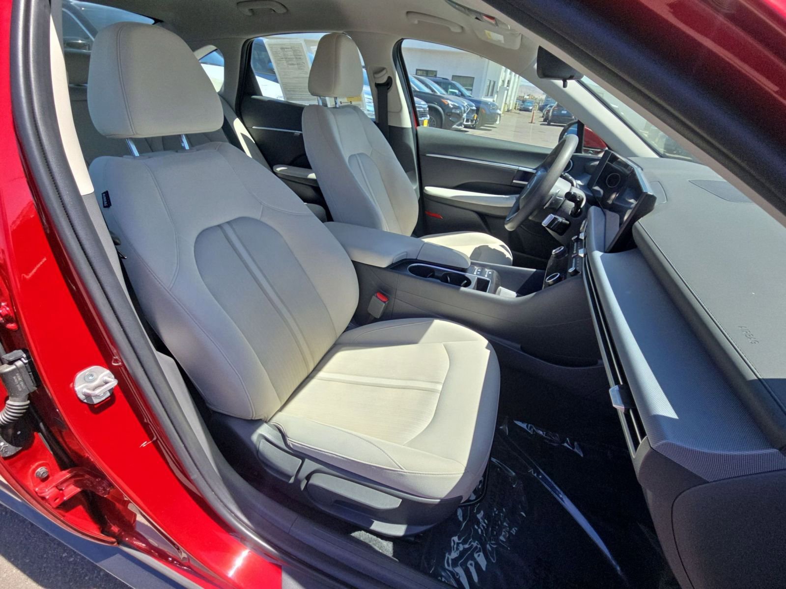 Used 2025 Hyundai Sonata SEL FWD image 14