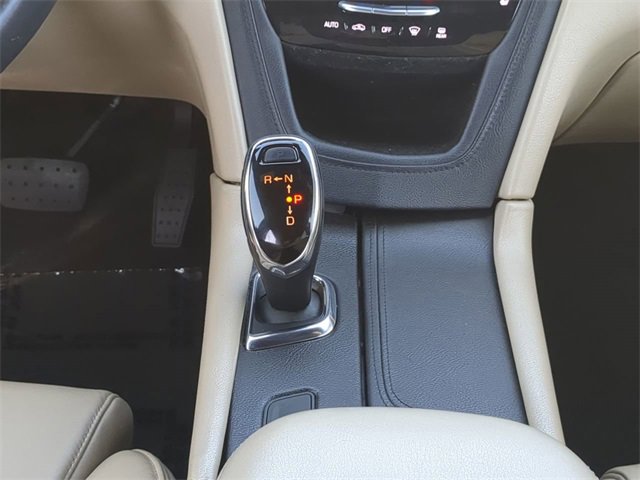 Used 2017 Cadillac XT5 Luxury w/ Driver Awareness Package image 19