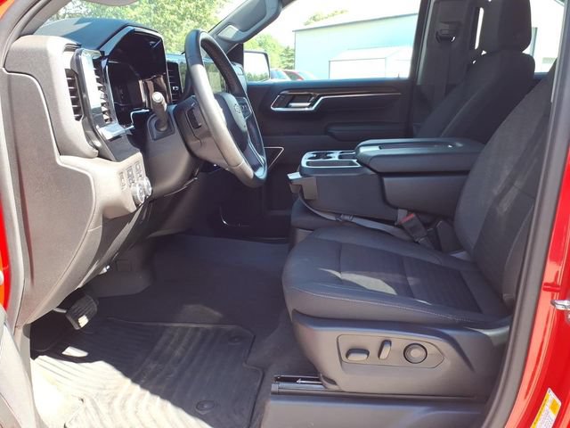 Used 2023 Chevrolet Silverado 1500 LT AWD/4WD image 16