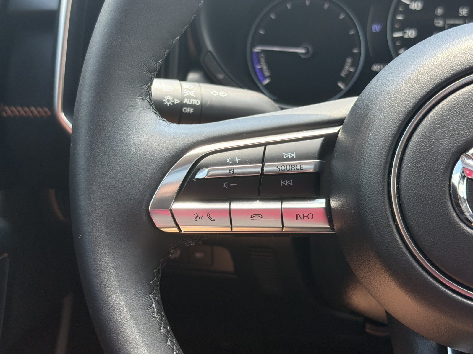 Used 2025 MAZDA CX-50 2.5 Hybrid w/ Weather Package AWD/4WD image 18