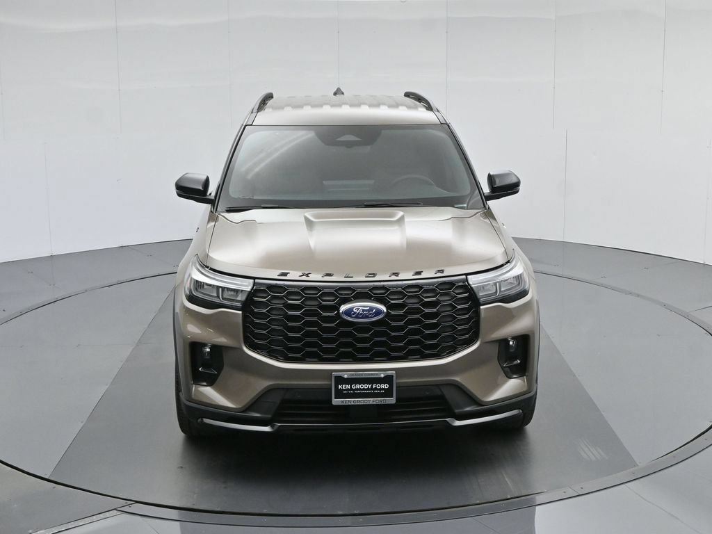 New 2026 Ford Explorer ST-Line w/ ST-Line Street Pack RWD image 38