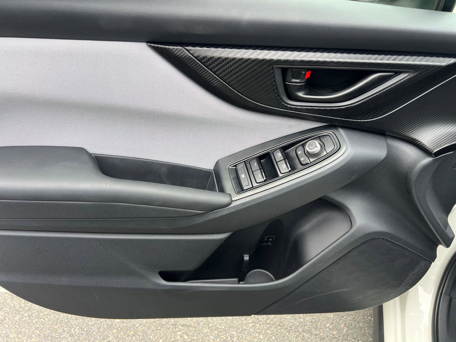 Used 2023 Subaru Crosstrek 2.0i Premium image 16