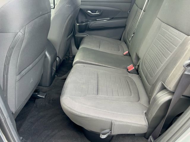 Used 2023 Hyundai Santa Cruz SE image 13