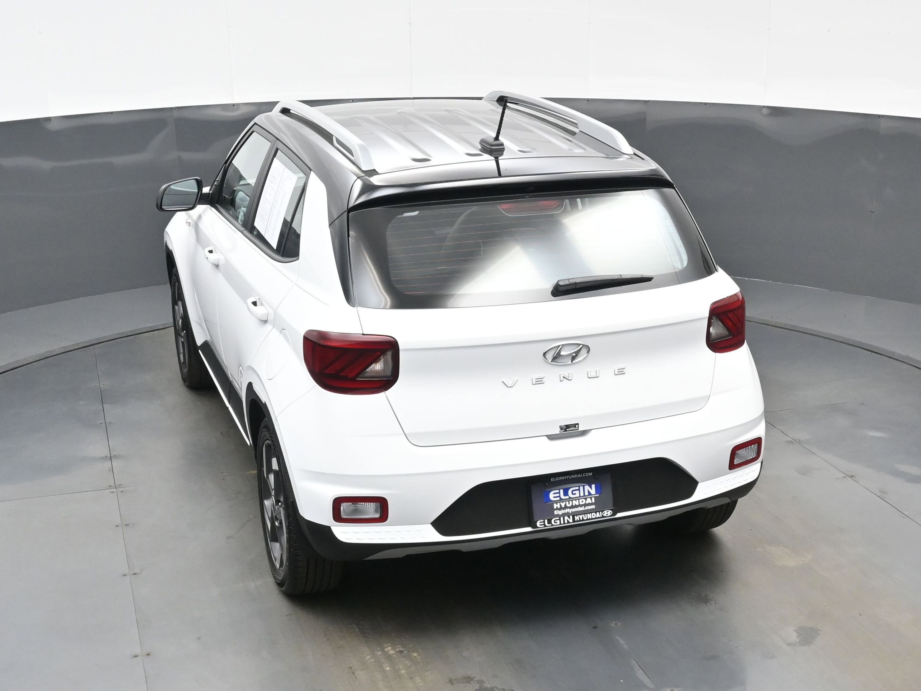 Certified 2025 Hyundai Venue Limited image 36