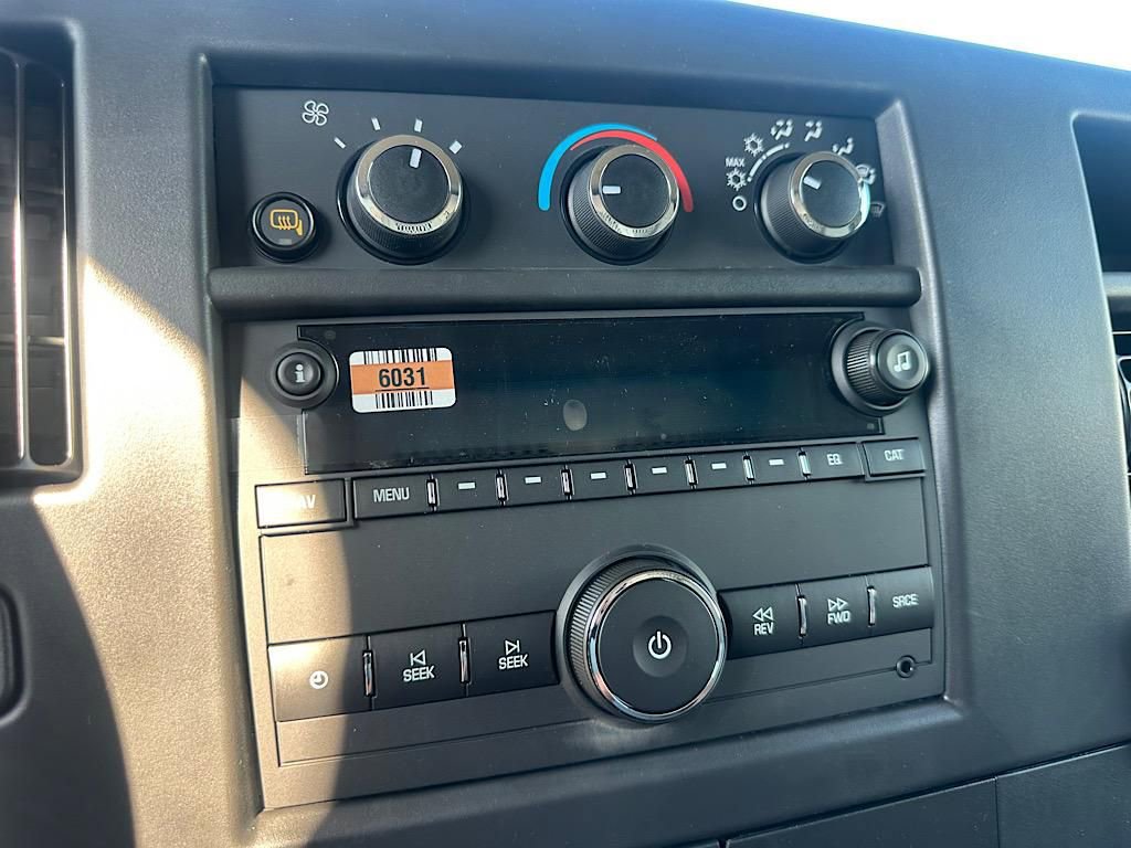 New 2025 Chevrolet Express 2500 w/ Enhanced Convenience Package image 22