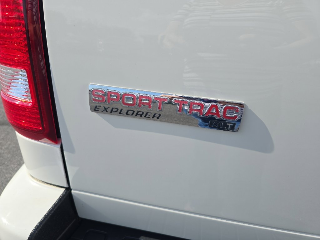 Used 2009 Ford Explorer Sport Trac XLT image 8