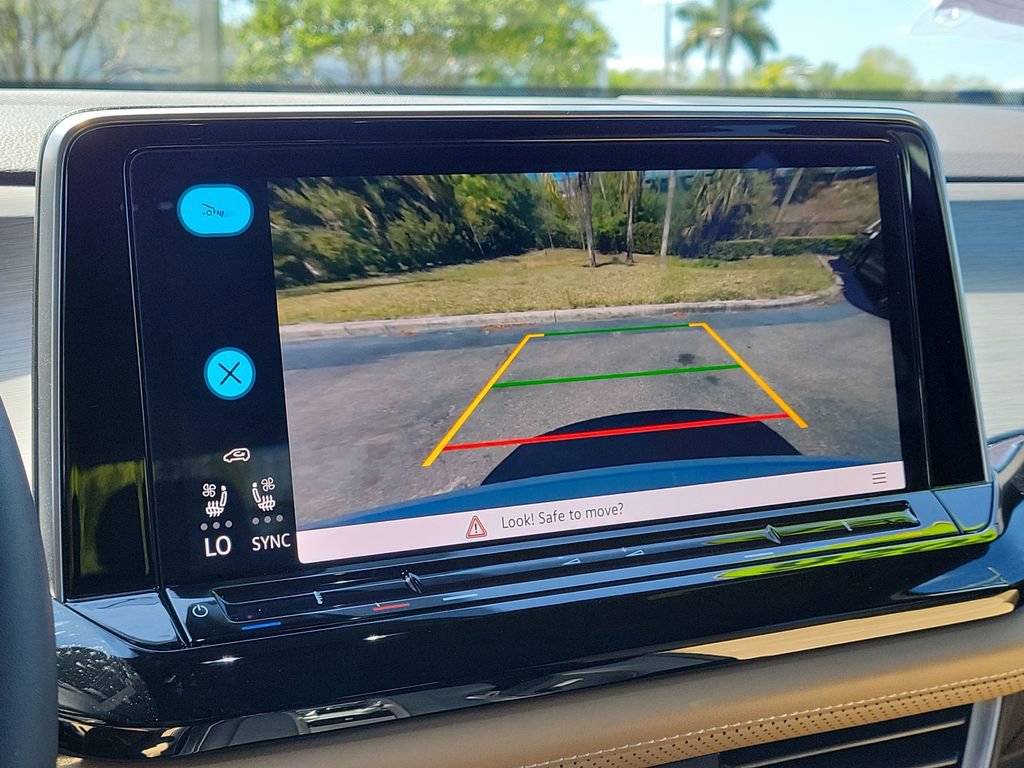 Used 2026 Volkswagen Atlas Cross Sport SE FWD image 23