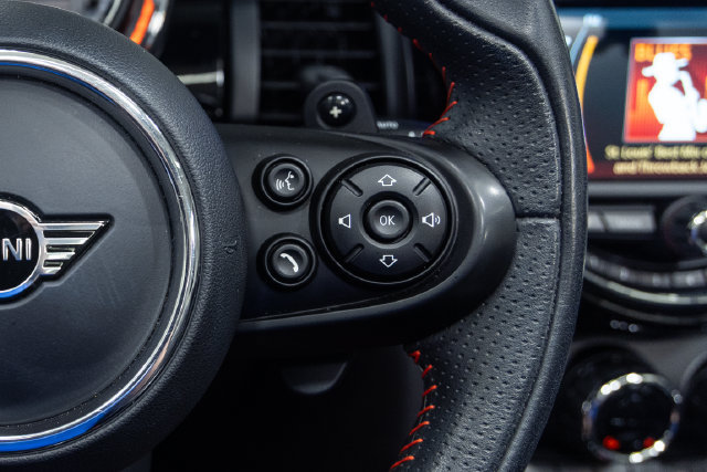 Used 2020 MINI Cooper S w/ Driver Assistance Package FWD image 14
