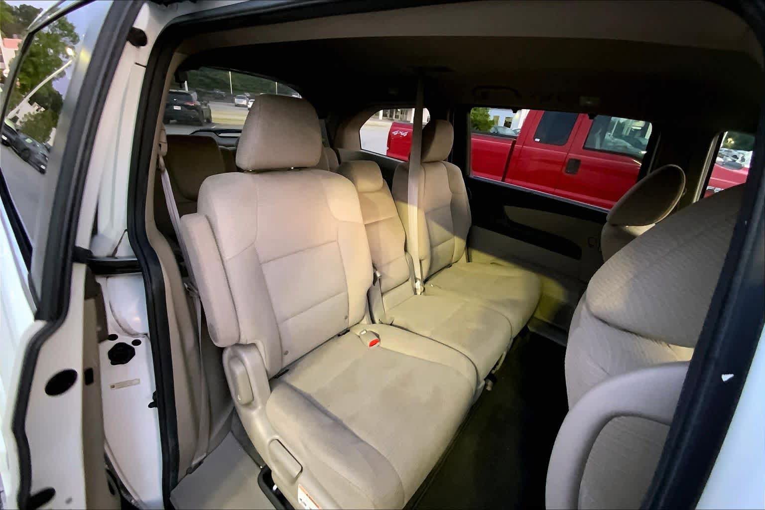 Used 2013 Honda Odyssey EX image 19