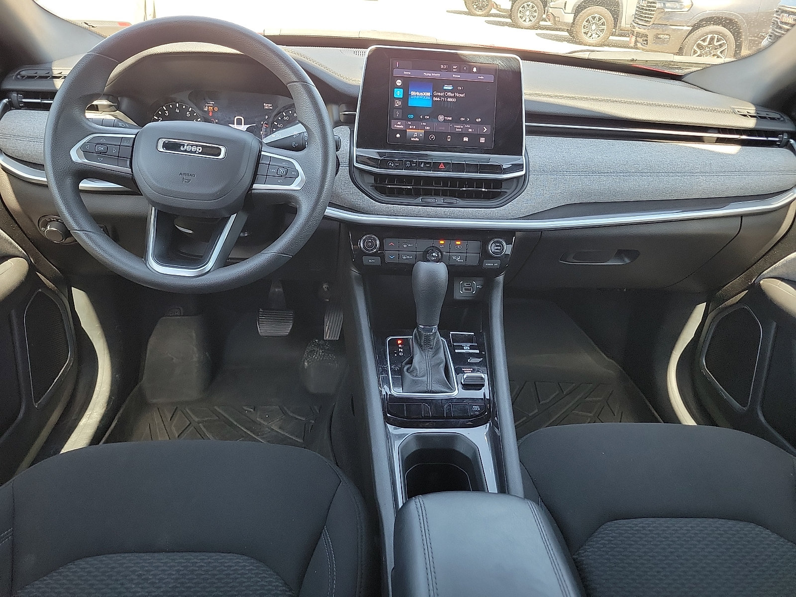 Used 2025 Jeep Compass Sport AWD/4WD image 9