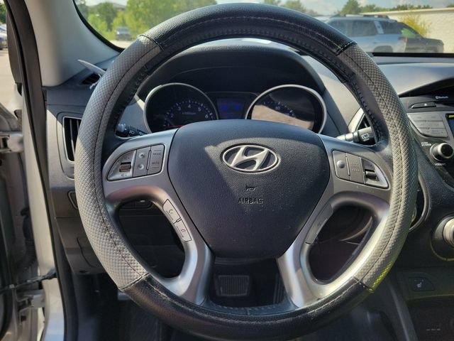 Used 2011 Hyundai Tucson GLS AWD/4WD image 22