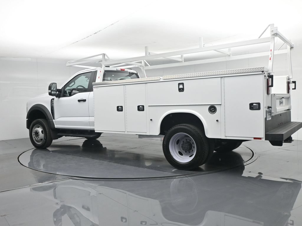 New 2025 Ford F450 XL w/ XL Chrome Package RWD image 6