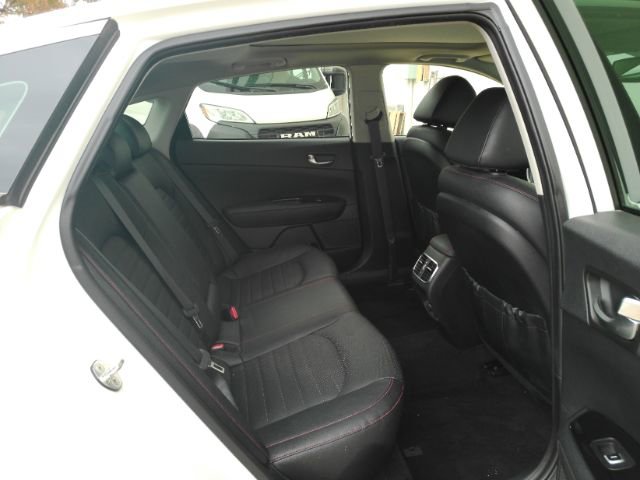 Used 2019 Kia Optima SX image 27