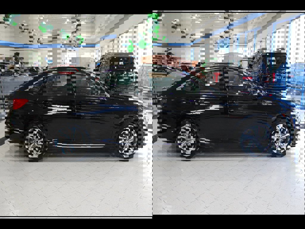 Certified 2019 Honda Accord EX-L image 4