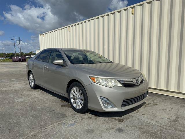 Used 2013 Toyota Camry XLE w/ Convenience Pkg FWD image 1