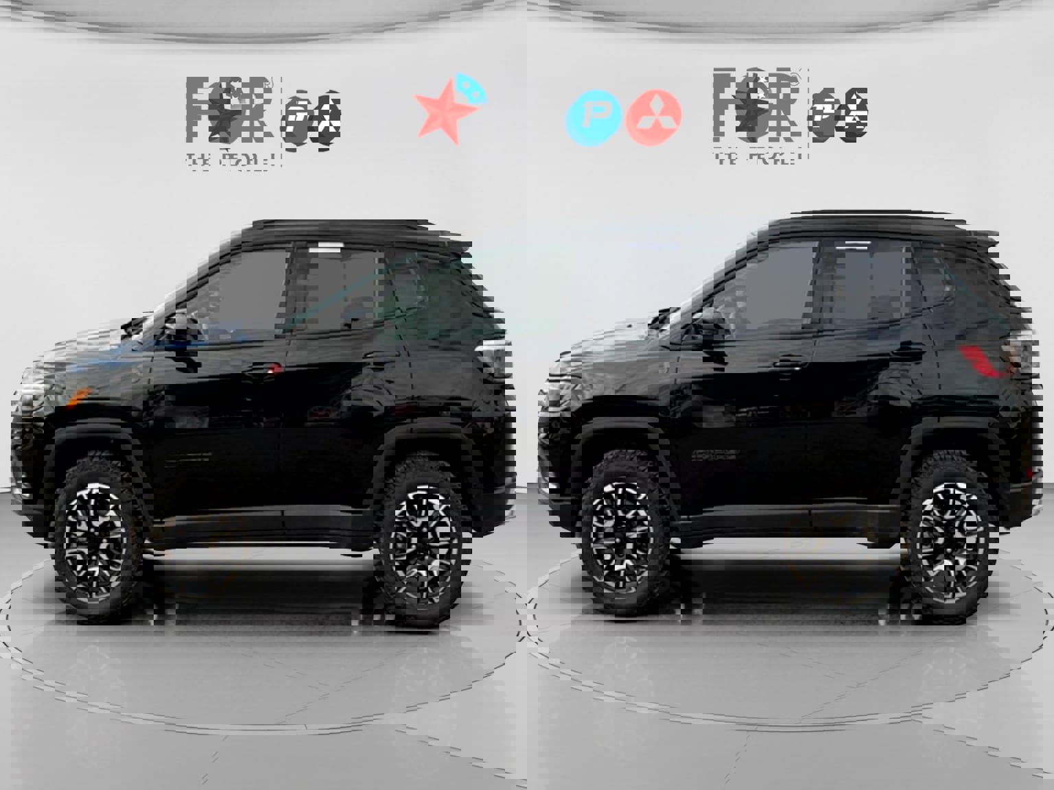 Used 2024 Jeep Compass Trailhawk image 7