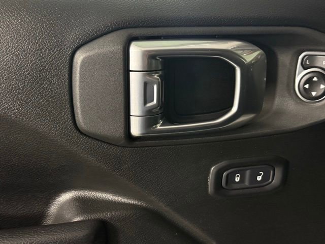 Used 2022 Jeep Wrangler Sport S image 12
