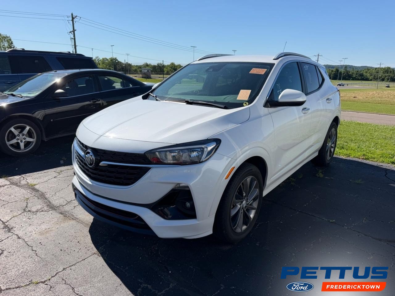 Used 2023 Buick Encore GX Select w/ Sport Touring Package FWD image 1
