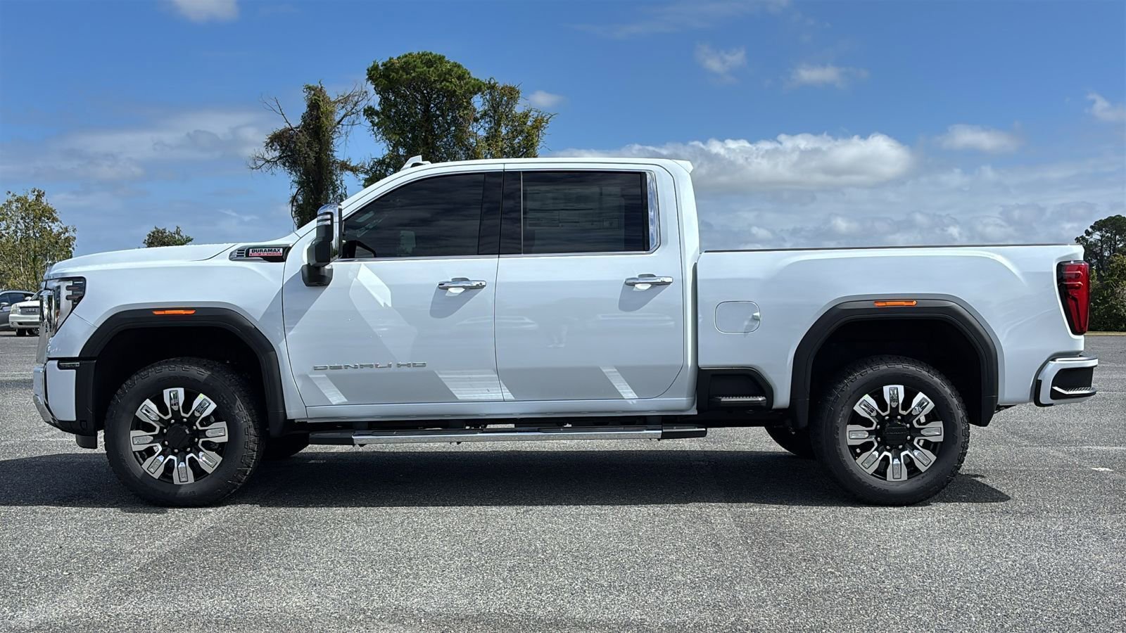 New 2026 GMC Sierra 2500 Denali w/ Denali Reserve Package image 37