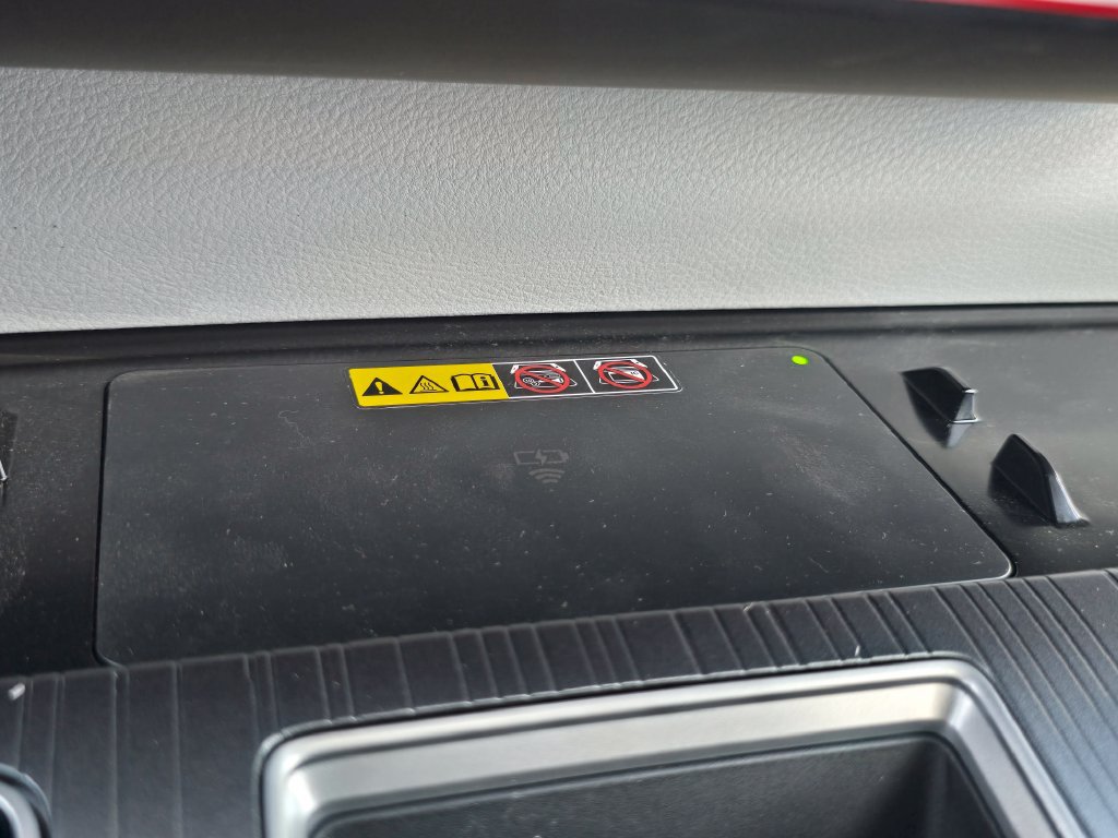New 2026 Toyota Sienna XLE AWD/4WD image 11