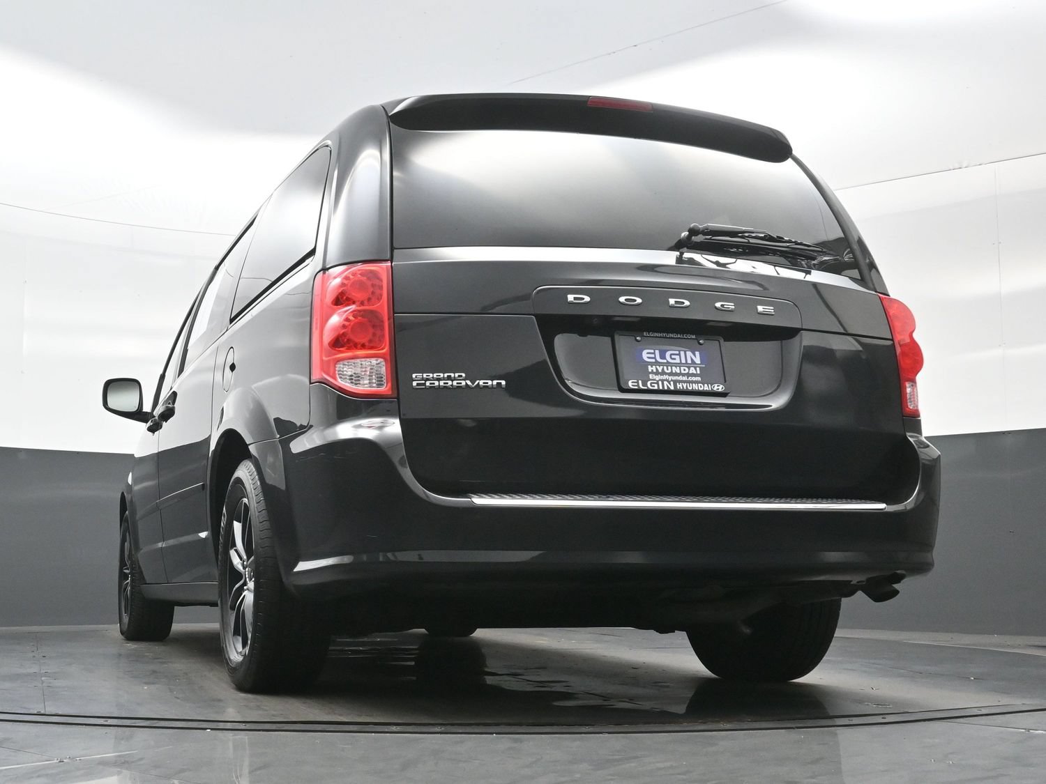 Used 2017 Dodge Grand Caravan GT FWD image 30