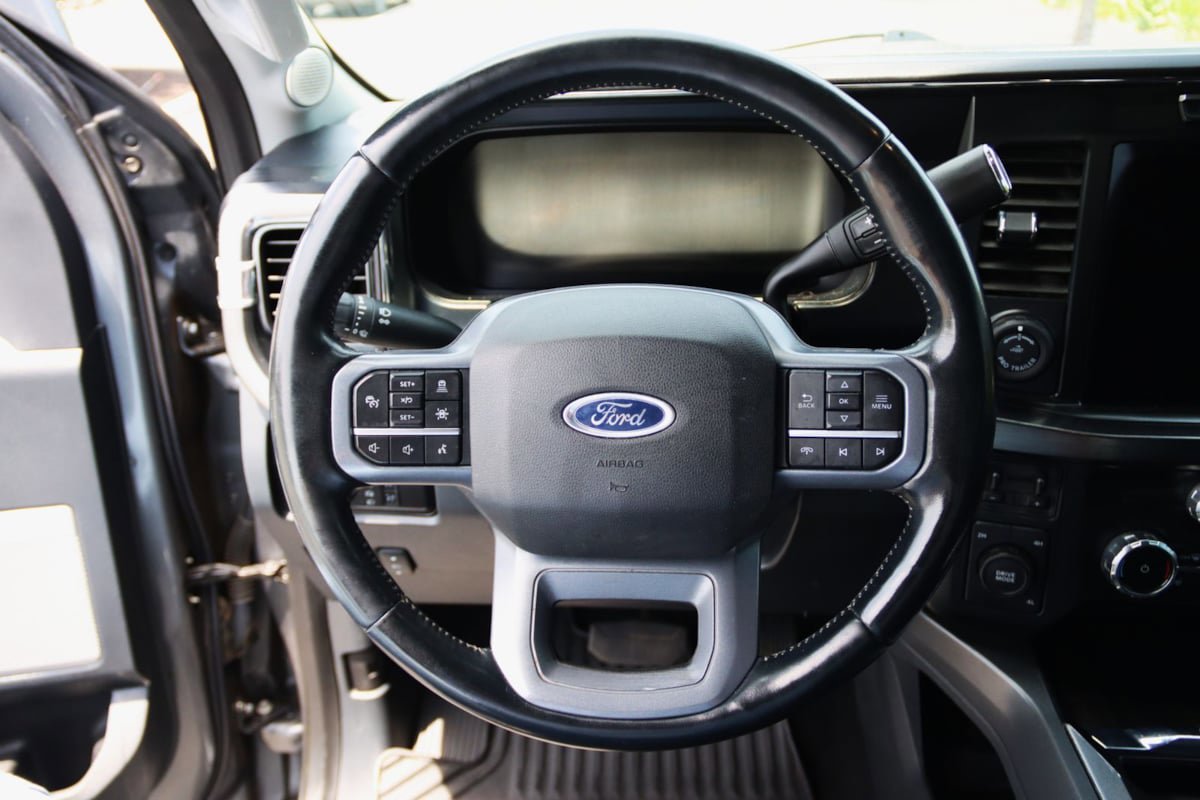 Used 2023 Ford F450 Lariat w/ Lariat Ultimate Package AWD/4WD image 36