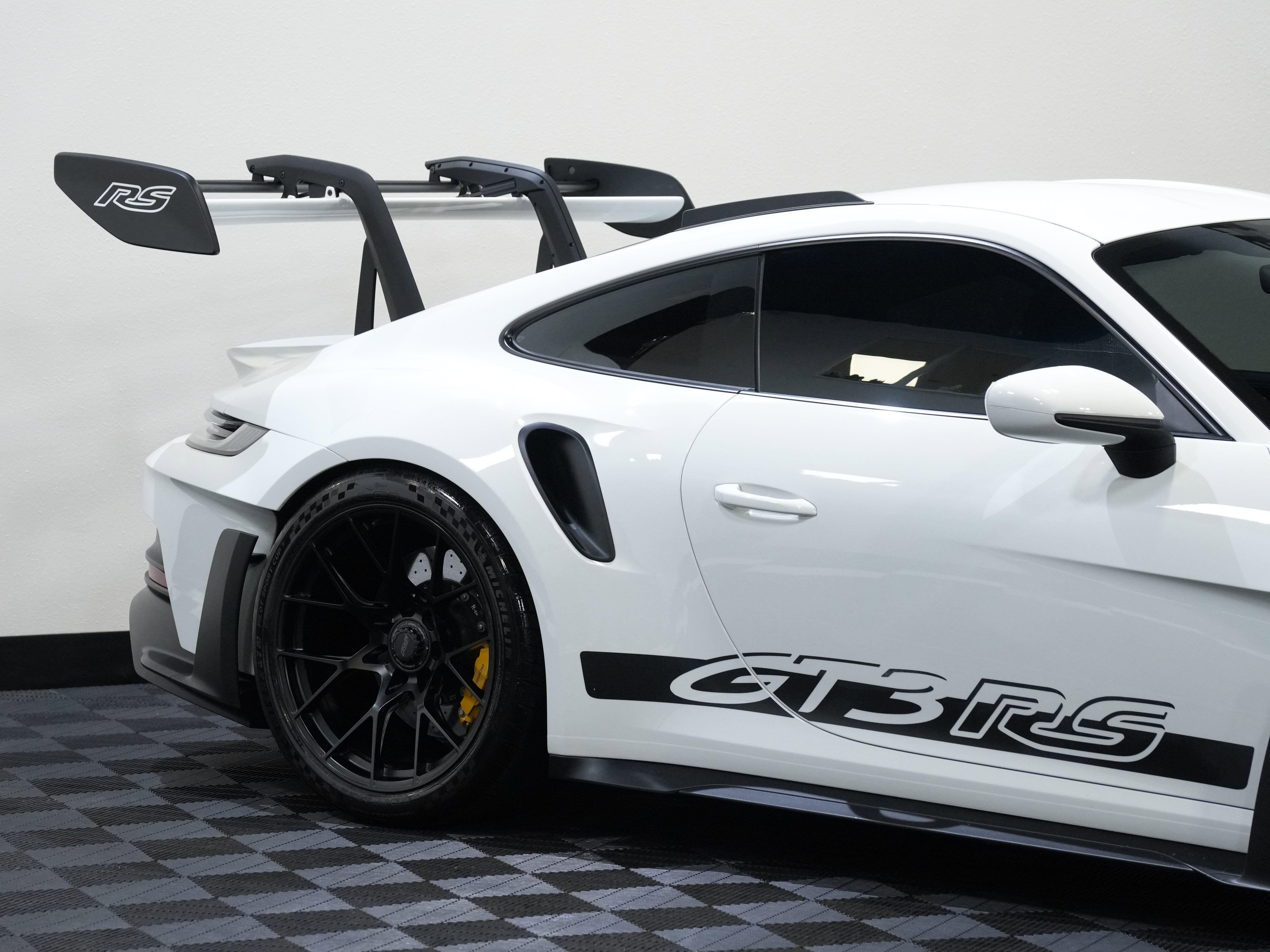 Used 2024 Porsche 911 GT3 RS image 16