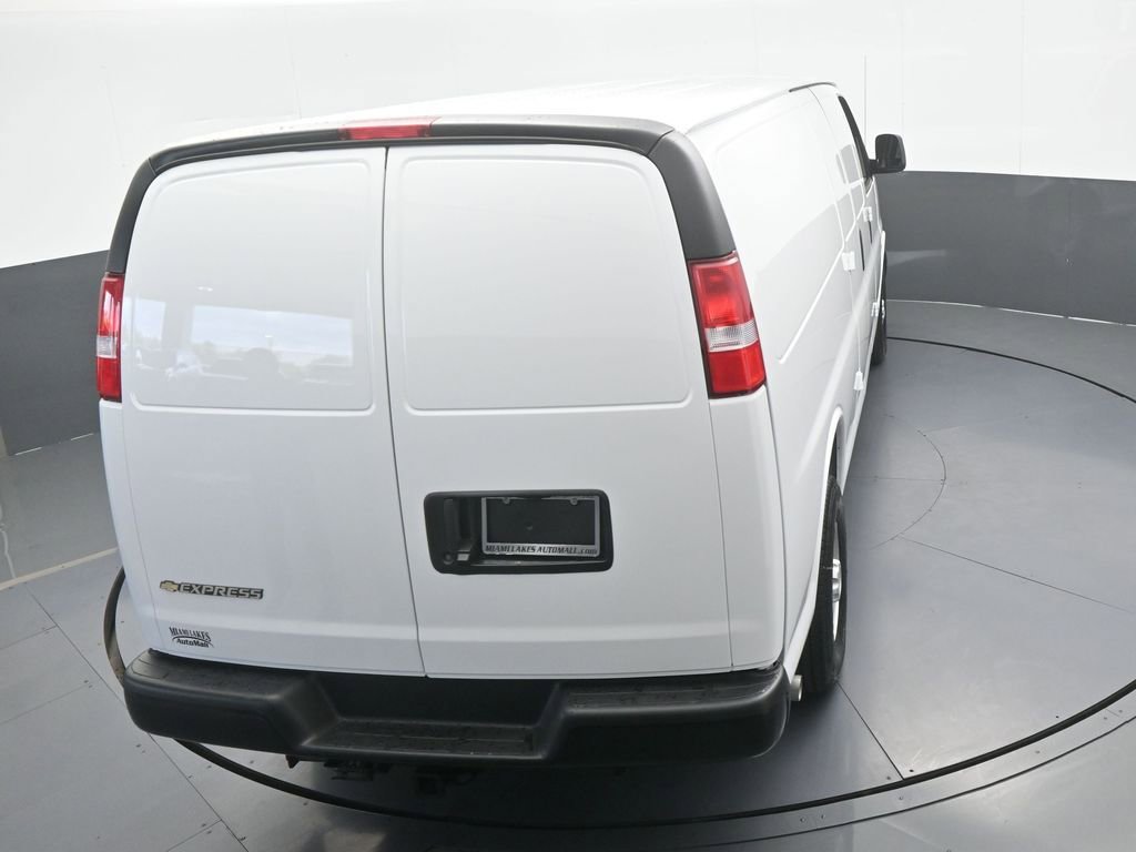 New 2026 Chevrolet Express 2500 Extended w/ Driver Convenience Package RWD image 48