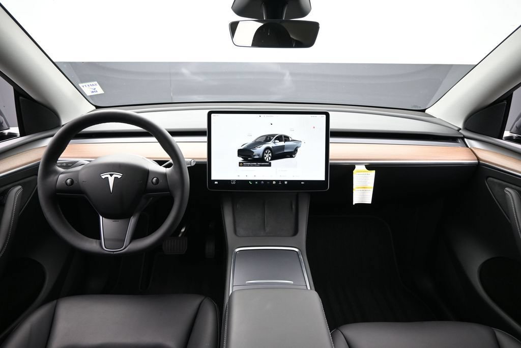 Used 2023 Tesla Model Y Long Range AWD/4WD image 22