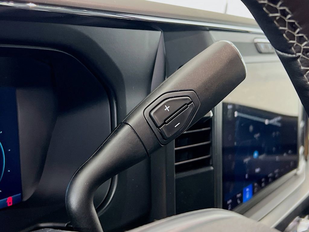 New 2025 Ford F350 Lariat w/ FX4 Off-Road Package image 10