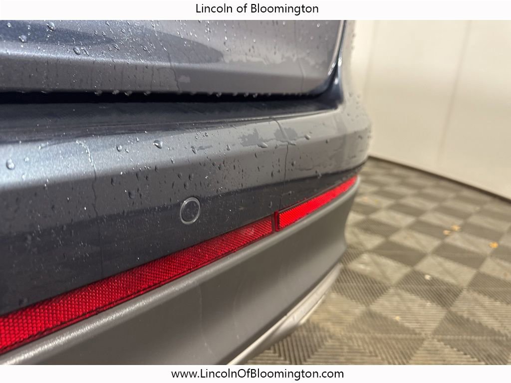 Used 2022 Lincoln Nautilus Reserve image 26