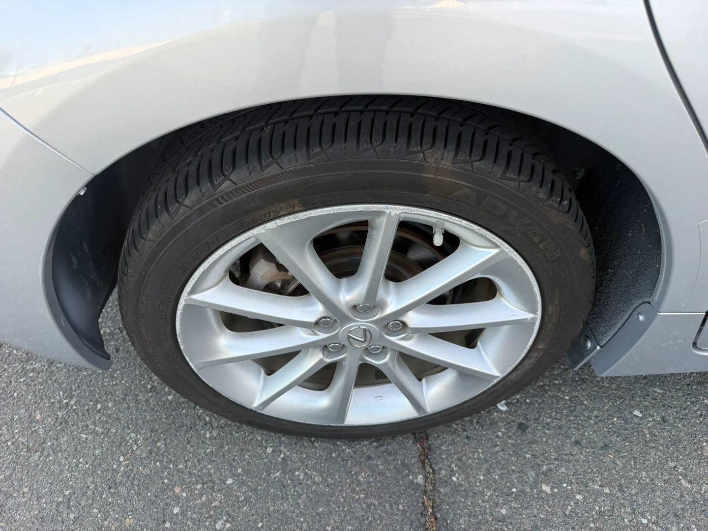 Used 2013 Lexus CT 200h w/ Premium Pkg w/Navigation FWD image 33