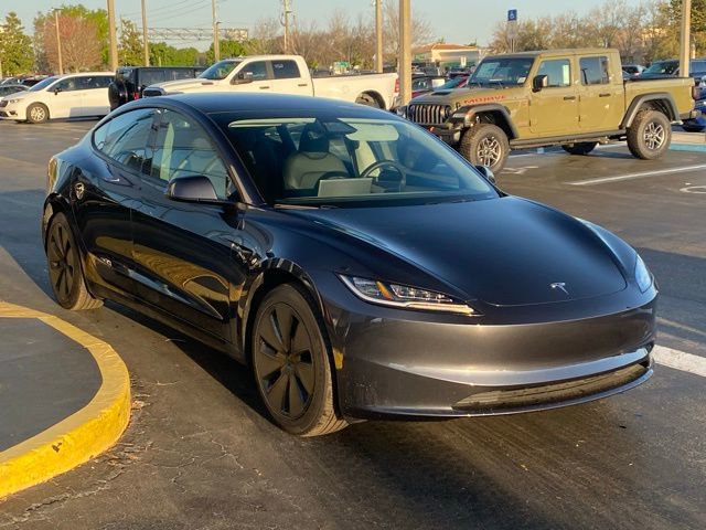 Used 2025 Tesla Model 3 Long Range image 2