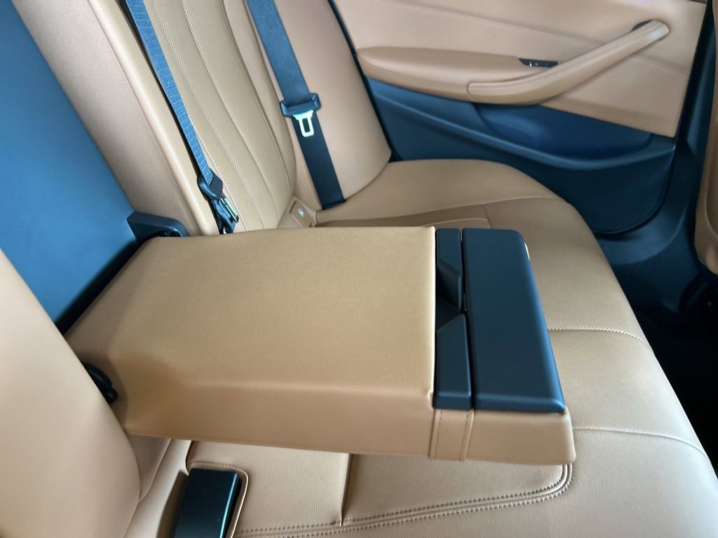 Used 2023 BMW 530i w/ M Sport Package image 31