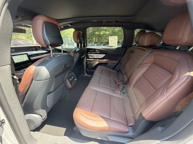 New 2026 Lincoln Nautilus Reserve AWD/4WD image 24